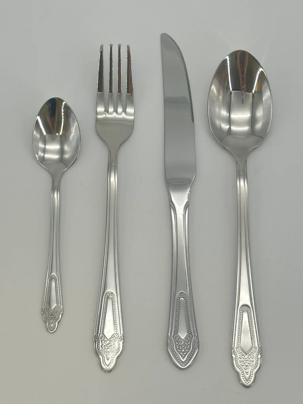 Çemçe, wilka, pyçak toplumy 24 pcs