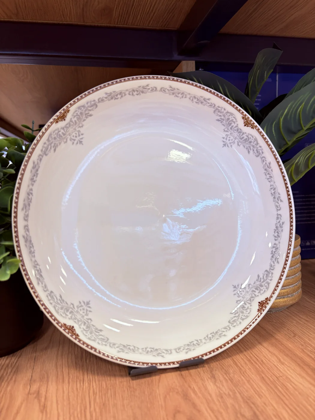 9" Fruit plate